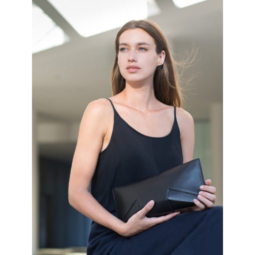 LIÉ - prémium bőr női borítéktáska - fekete