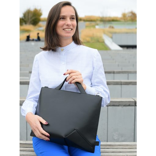 LIÉ - prémium bőr női messenger kézitáska és válltáska - fekete