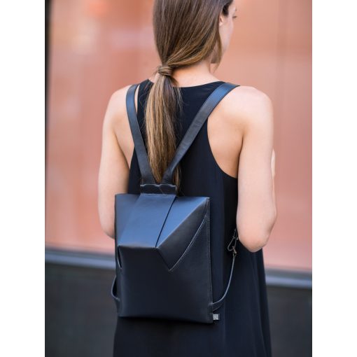 LIÉ - prémium bőr női mini hátitáska - fekete